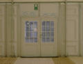 Bild 2: Eingangstür weiß von innen am Messezelt